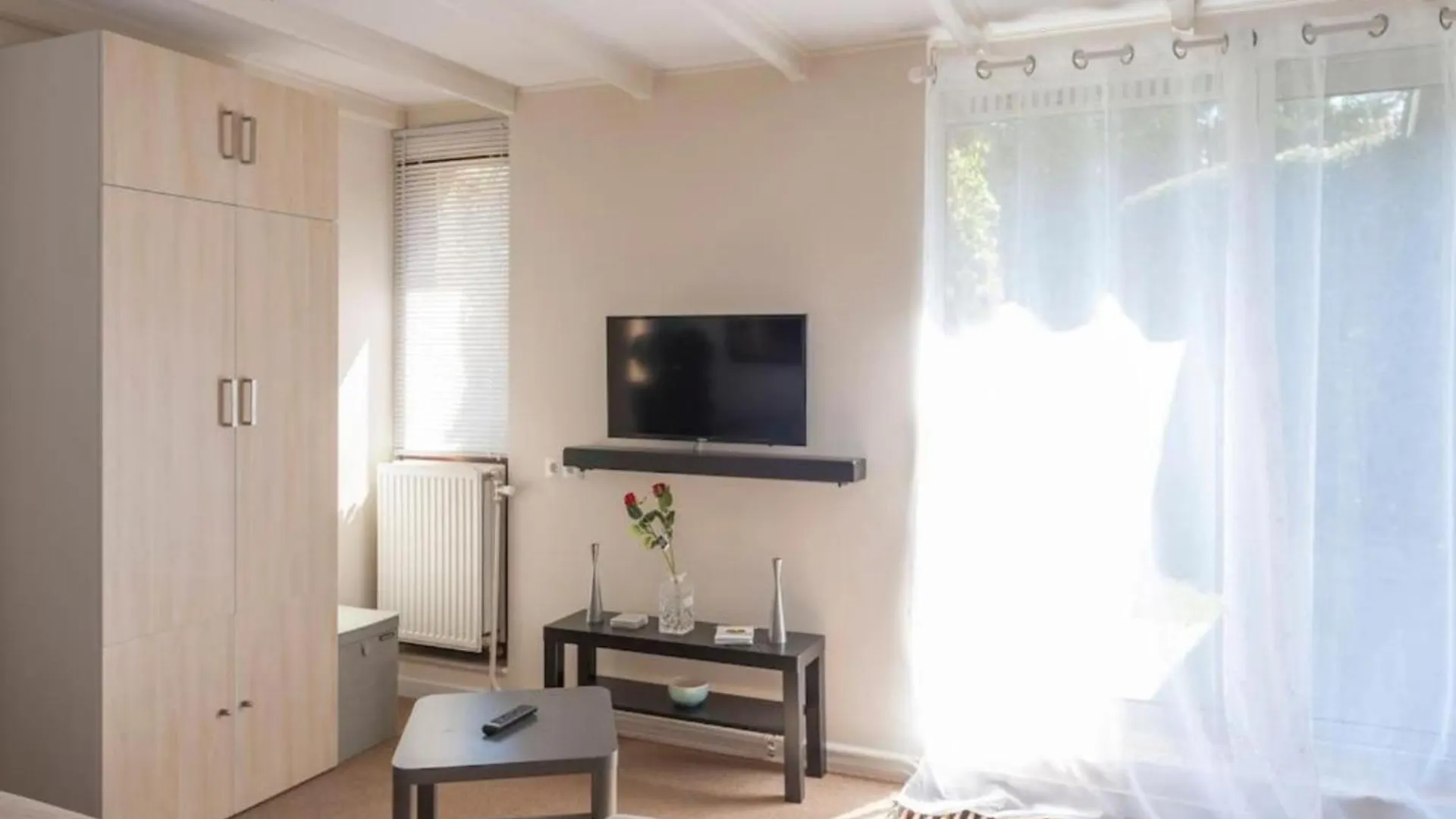 Front Room In Villa Near Centre And Tue Eindhoven